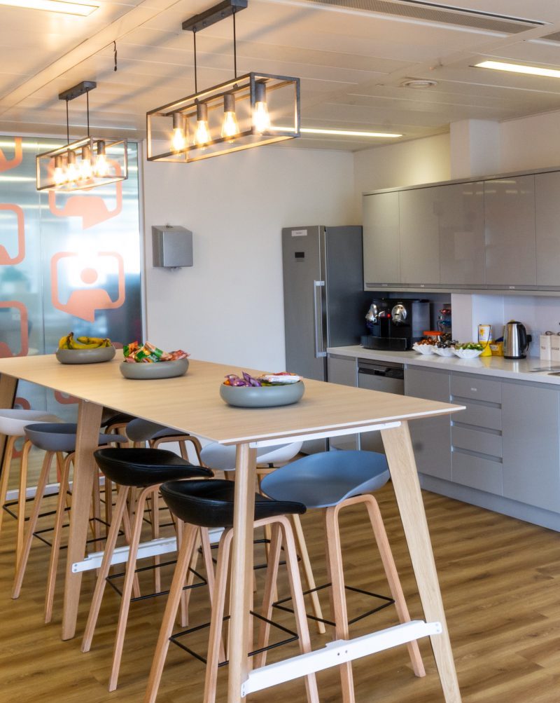 D71_9083-1-800×1065